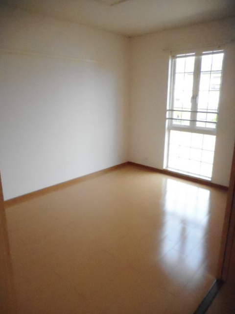 13/22 エントランス