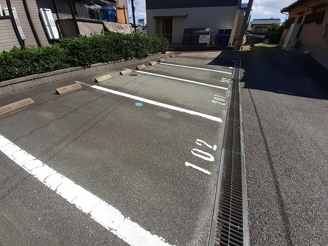 14/20 駐車場