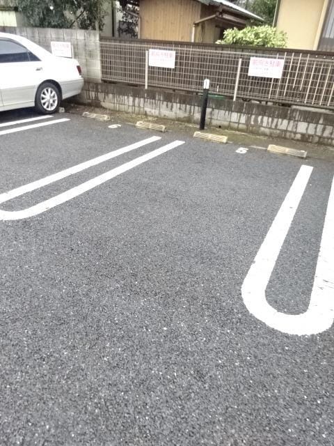 22/30 駐車場