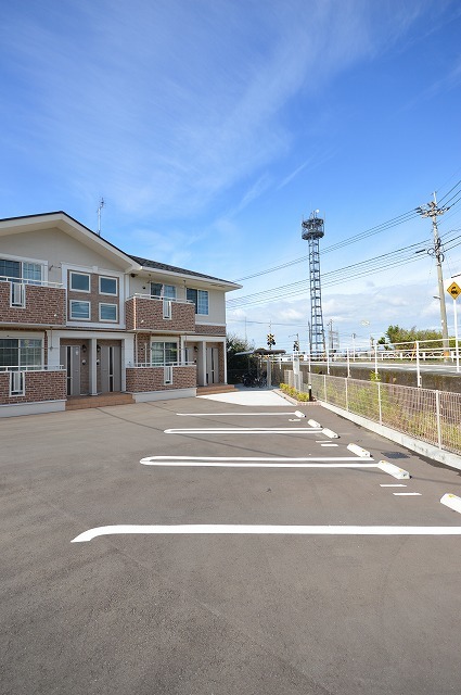 14/20 駐車場