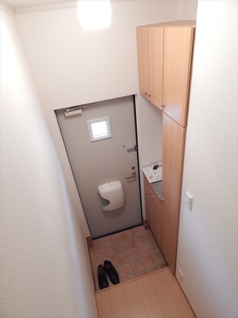 21/27 エントランス