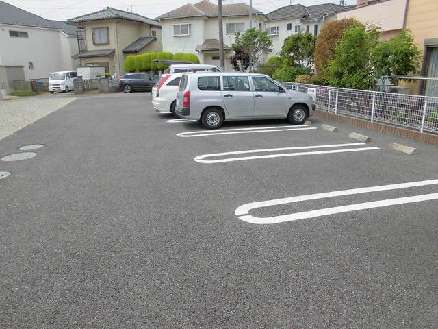 14/20 駐車場