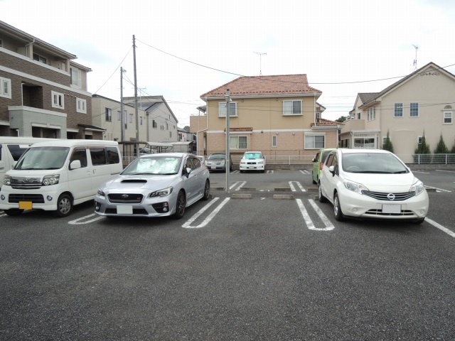 14/20 駐車場