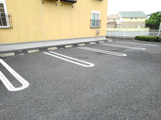 14/20 駐車場