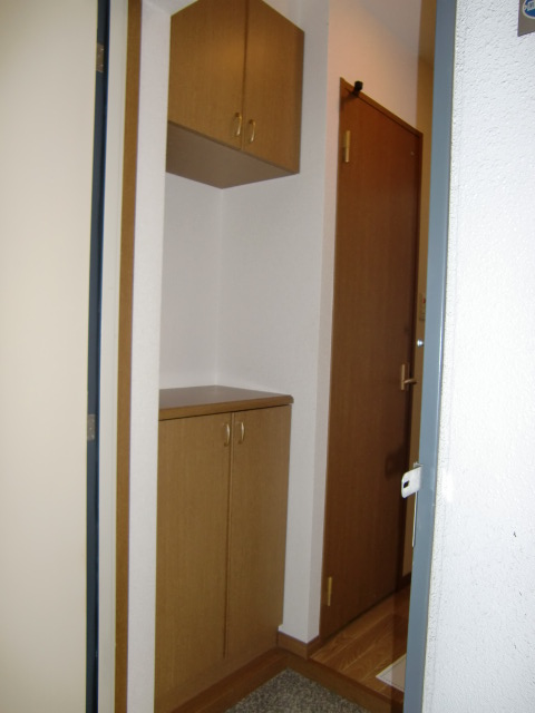 22/30 エントランス