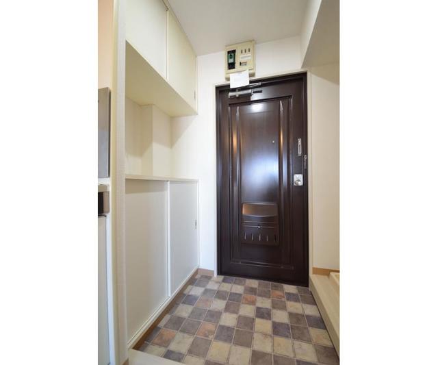 14/30 玄関