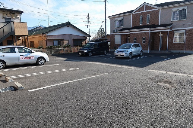 14/20 駐車場