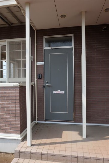 22/28 エントランス