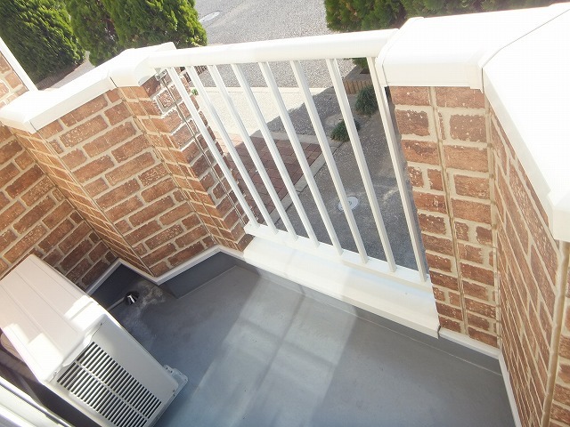 13/20 バルコニー