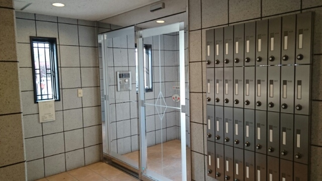 13/24 エントランス