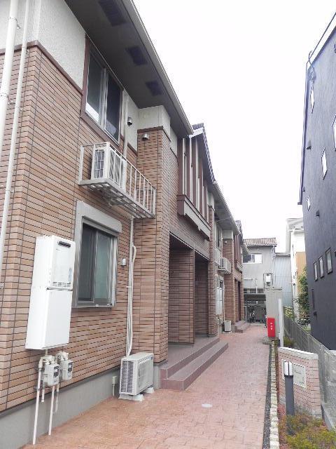 2/4 エントランス