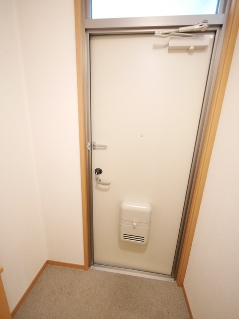 5/12 玄関