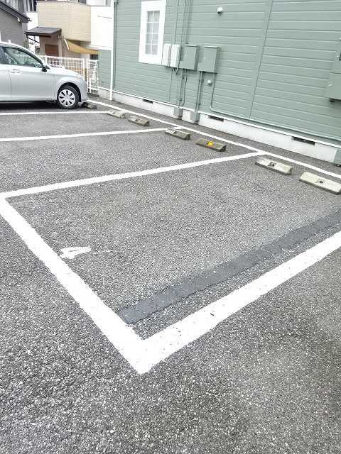 18/25 エントランス