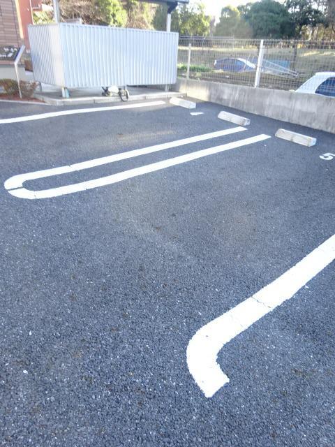 20/30 駐車場