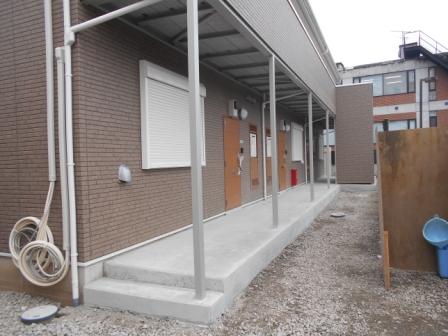 22/30 エントランス