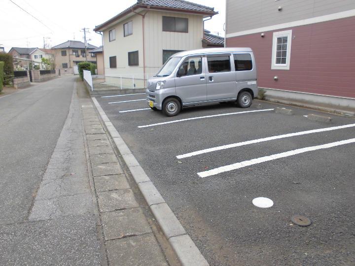 14/20 駐車場
