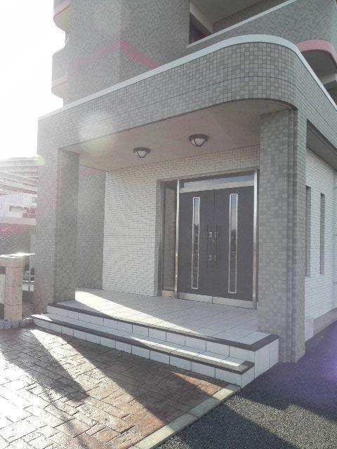 14/20 エントランス