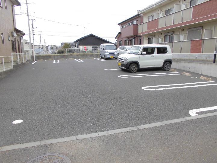 14/20 駐車場