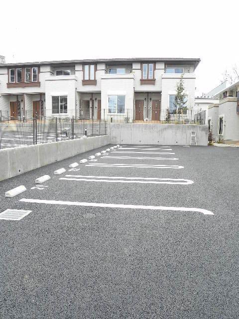 15/25 駐車場