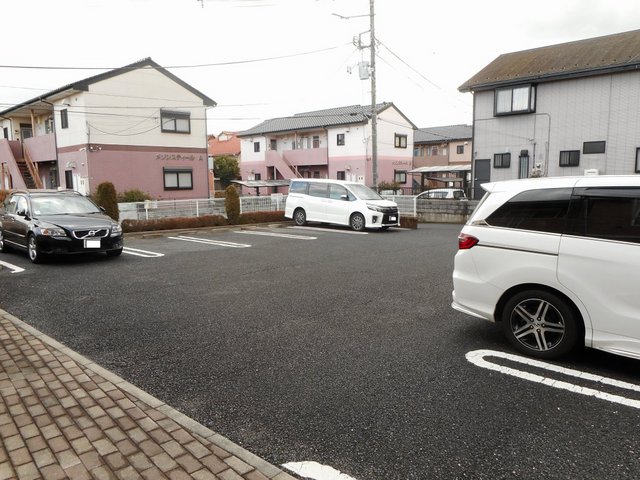 14/20 駐車場