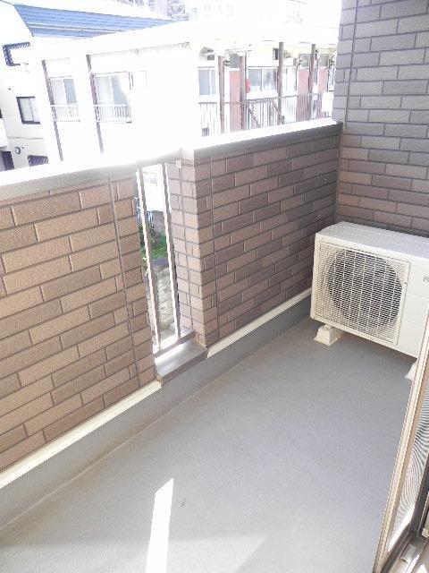 13/20 エントランス