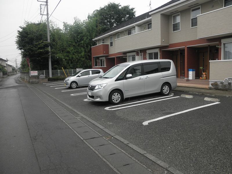 14/20 駐車場