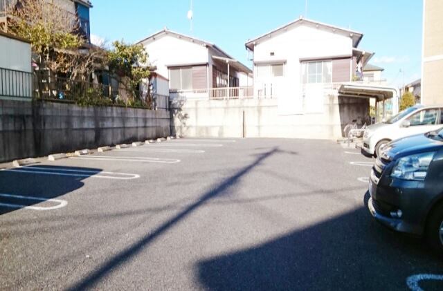 14/20 駐車場