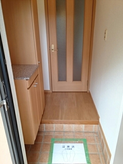 14/20 エントランス