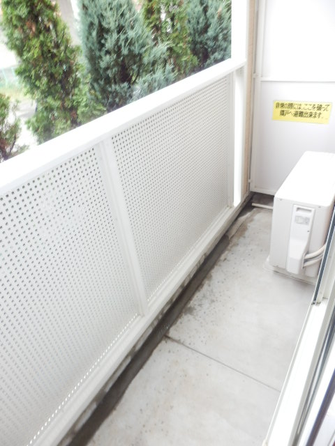 17/27 バルコニー