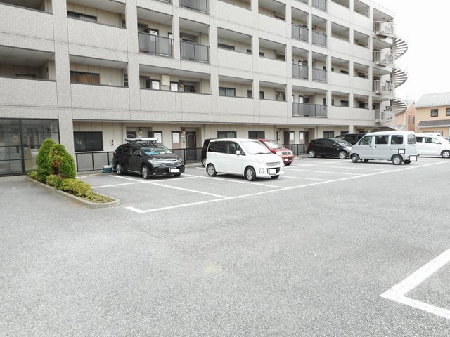 2/8 駐車場