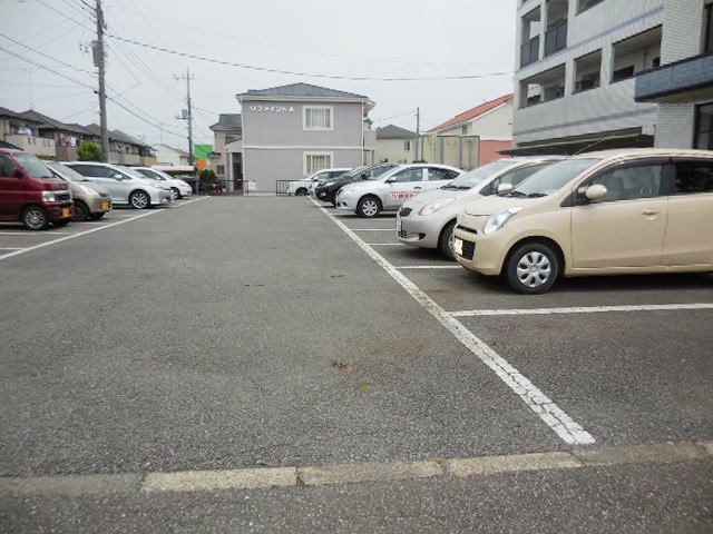 14/20 駐車場
