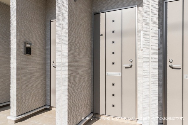 15/21 エントランス