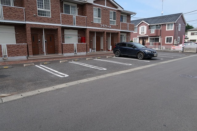 14/20 駐車場