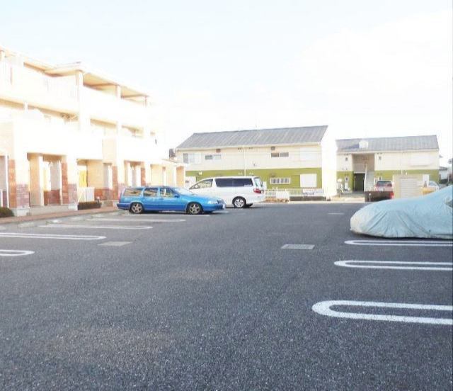 2/8 駐車場
