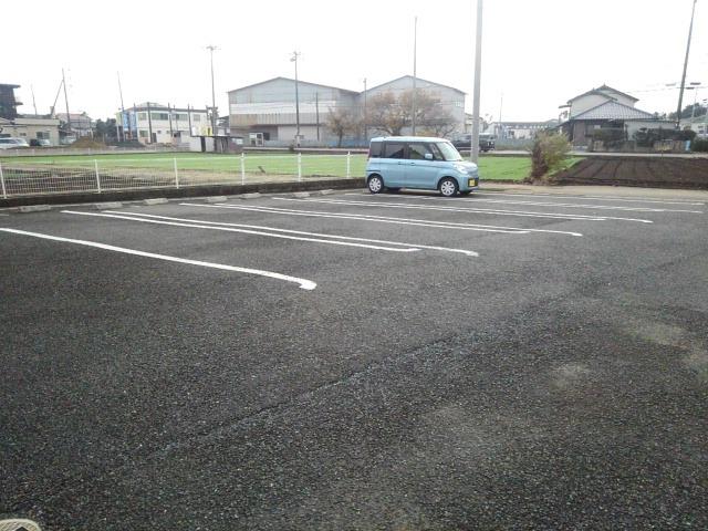 14/20 駐車場