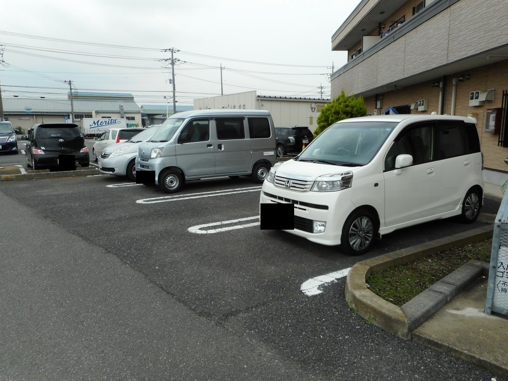 18/24 駐車場