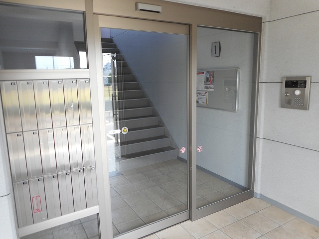 22/29 エントランス