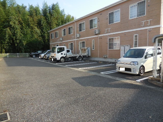 14/20 駐車場