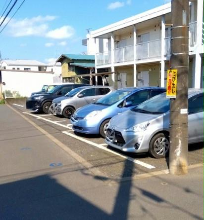 14/14 駐車場
