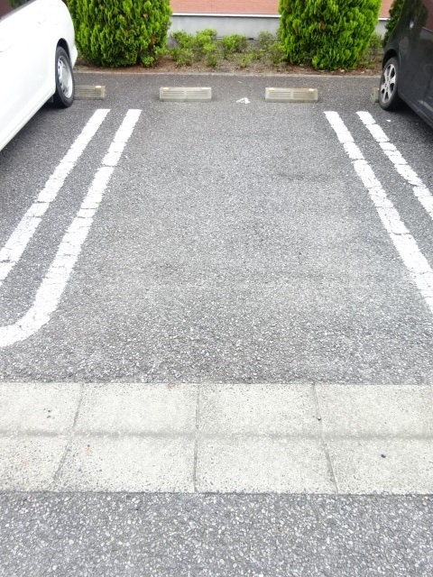 18/24 駐車場