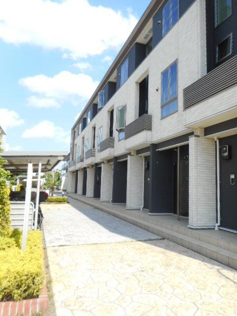 13/24 エントランス