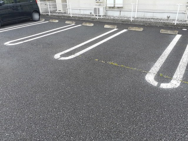 14/20 駐車場