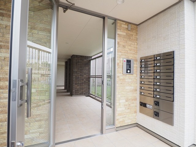 13/20 エントランス