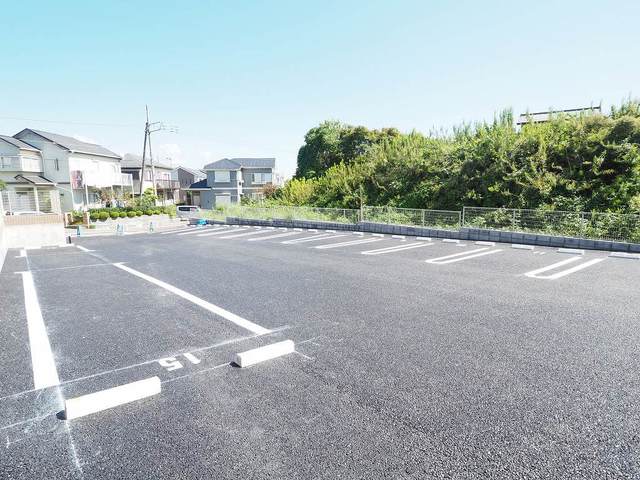 14/20 駐車場