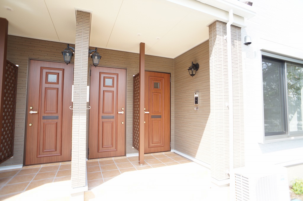 14/20 エントランス