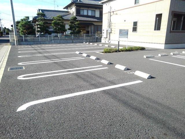 16/22 駐車場