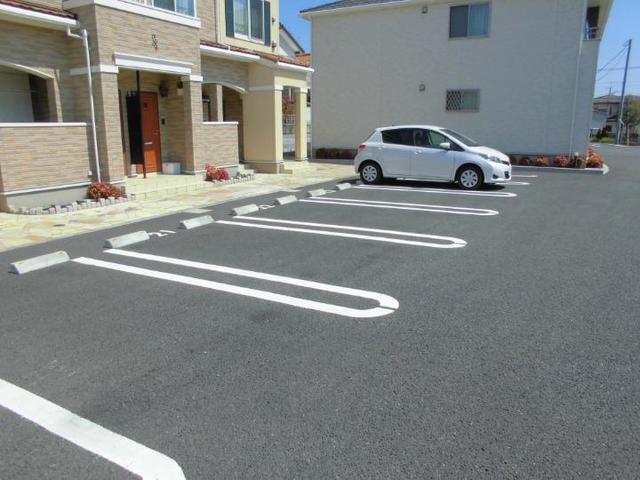 2/8 駐車場