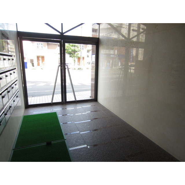 3/7 エントランス