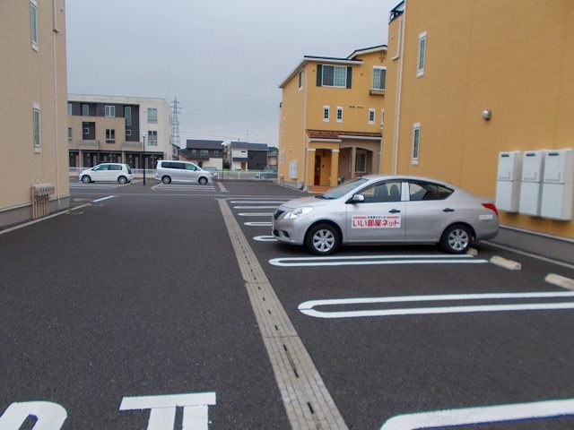 14/20 駐車場