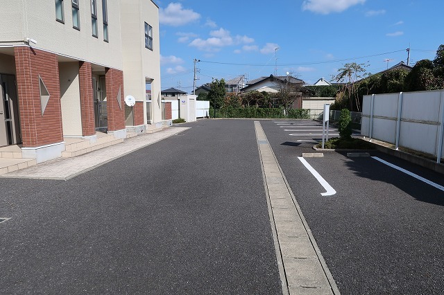 14/20 駐車場